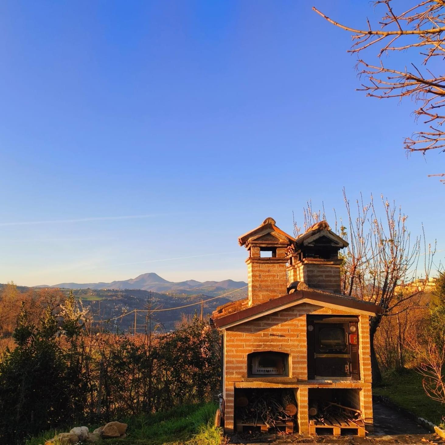 B&B Nel Vigneto Castelplanio Dış mekan fotoğraf